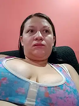 הופעת וובקאם של Nyla_velvet