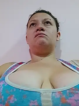 Nyla_velvetのウェブカメラショー