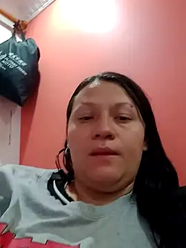 Nyla_velvet Show in webcam