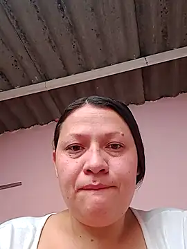 Czat XXX na żywo – Nyla_velvet