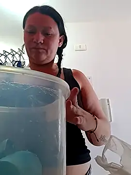 XXX chat uživo modela Nyla_velvet