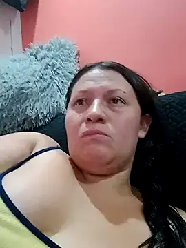 XXX chat uživo modela Nyla_velvet