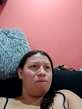 XXX chat uživo modela Nyla_velvet