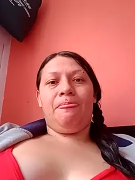 Czat XXX na żywo – Nyla_velvet
