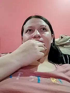 Show modela Nyla_velvet na web-kameri