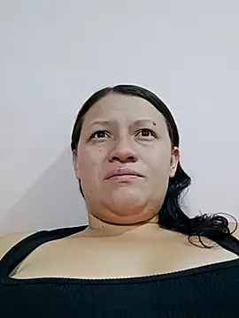 Nyla_velvet – webcam-show
