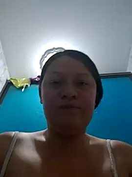 Nyla_velvet Chat XXX in diretta