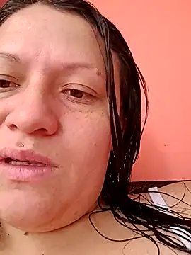 Nyla_velvet Adlı Modelin Web Kamerası Şovu