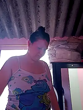 Nyla_velvet Adlı Modelin Canlı XXX Sohbeti