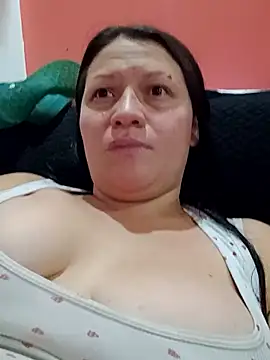 Czat XXX na żywo – Nyla_velvet