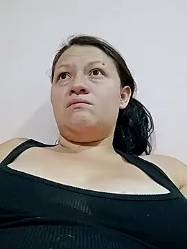 Nyla_velvet Adlı Modelin Web Kamerası Şovu