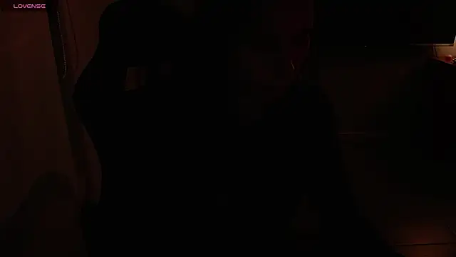 Sala de chat en directo de Lili_Cruz38