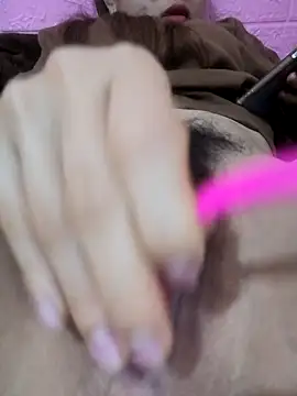 -Almira- Pertunjukan Webcam