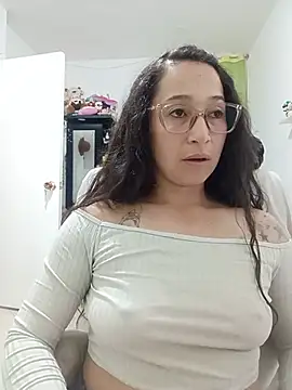 emilypoppy3 Webcam-Show
