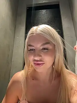 NewLale Webcam show