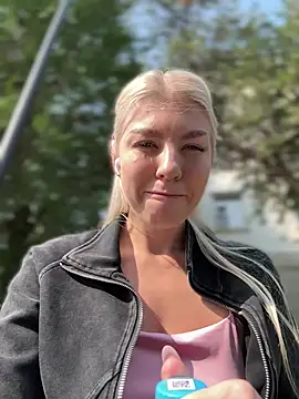 NewLale – Kamerová šou