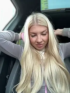 NewLale Webcam show