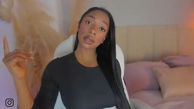 aprilebony_ Live XXX-Chat