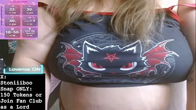 Stoniiiboo webkamerás műsora