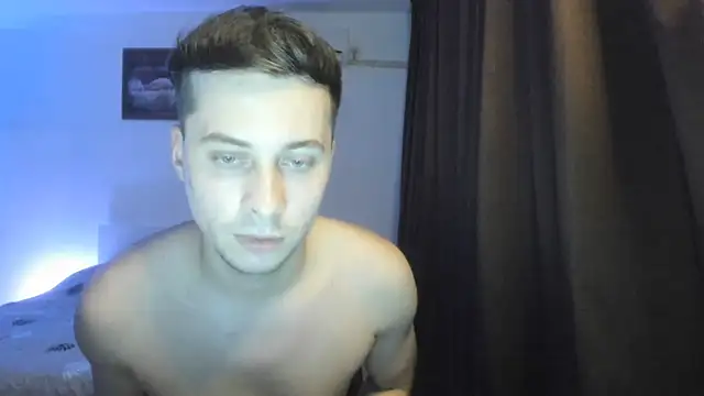 Dreamboy24's Webcam Show