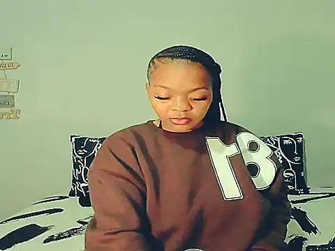 ebonyshy123 Cameră chat live