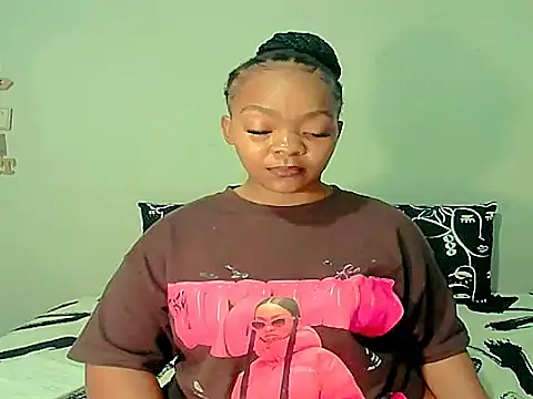 Chat XXX en directo de ebonyshy123