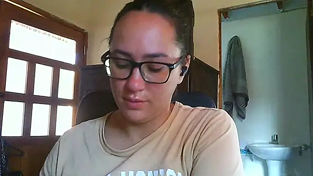 Nathalieprez4 即時 XXX 聊天