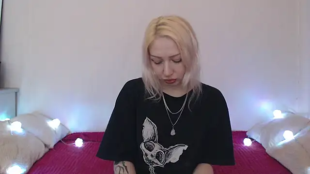 Emily_hardcore – Live XXX-chat