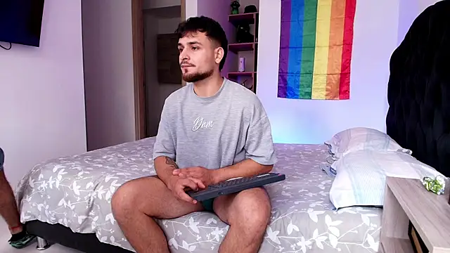 Pokazy przed kamerką – Two_sinzXX
