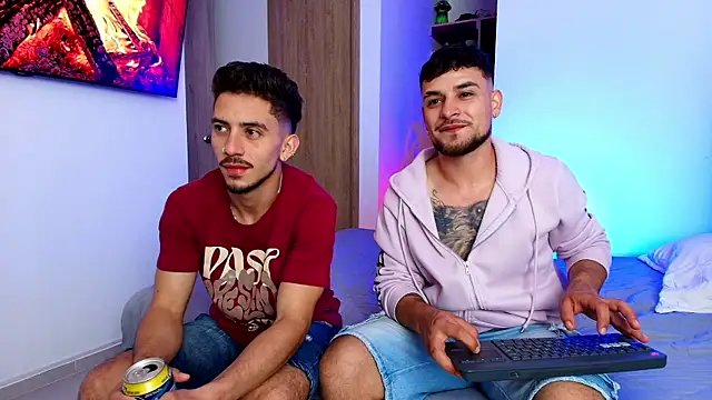 Two_sinzXX Adlı Modelin Web Kamerası Şovu