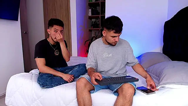 Two_sinzXX 网络视讯表演