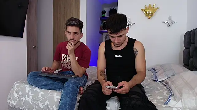 Two_sinzXX webcam show