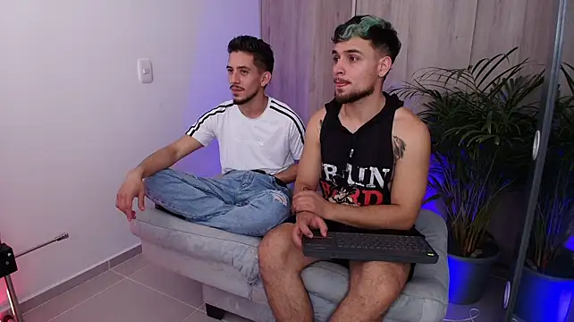 Show Webcam de Two_sinzXX