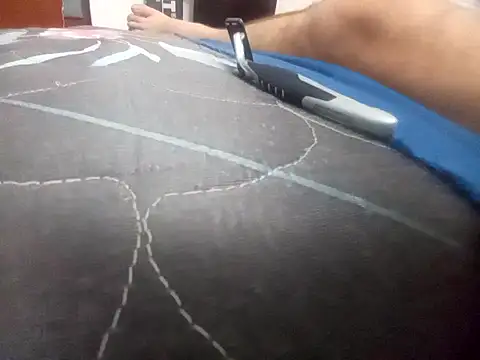 kikevt197501 Show in webcam