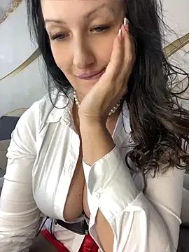 AnnaGrei 在線直播表演