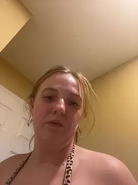 הופעת וובקאם של bxddgirl