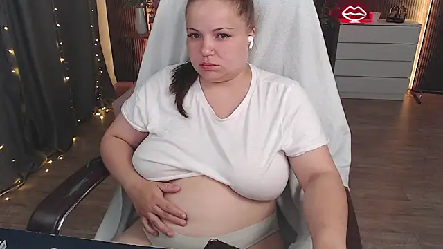Crazyy_girl_ লাইভ XXX চ্যাট