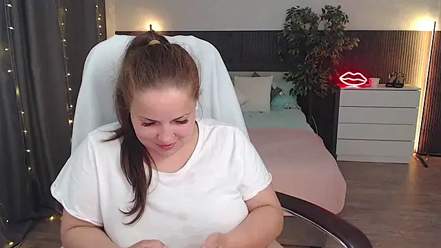 دردشة Crazyy_girl_ الجنسية المباشرة