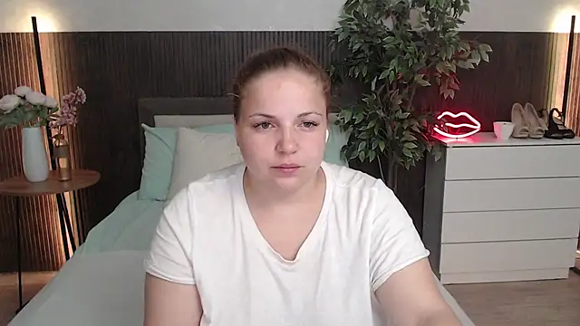 Crazyy_girl_ Chat XXX live