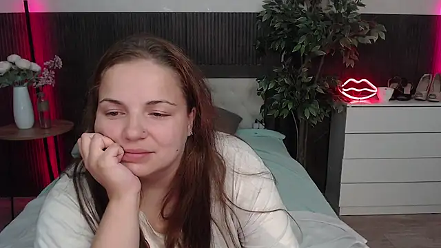 Chat +18 de Crazyy_girl_ ao vivo