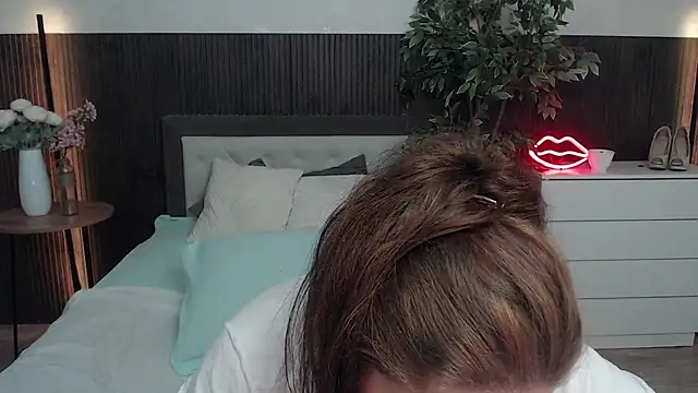 Crazyy_girl_'s Live XXX Chat