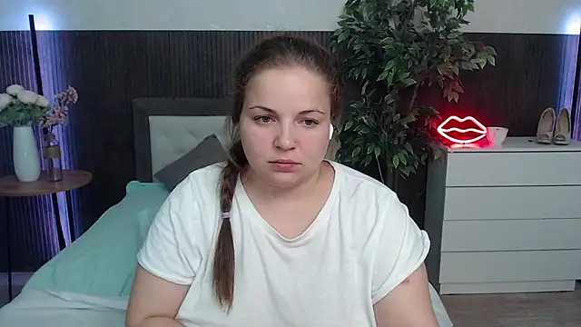 Chat +18 de Crazyy_girl_ ao vivo