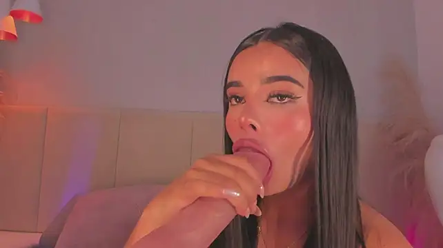 kaylarossi Adlı Modelin Canlı XXX Sohbeti