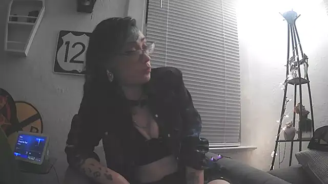 Emily0903n Live XXX chat
