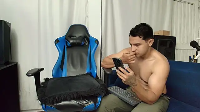 hott_dicksn Webbikameraesitys