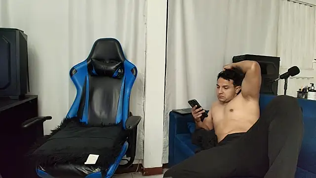 hott_dicks' Webcam Show