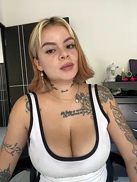 _CuteGirls_'s Live XXX Chat