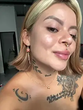 Chat +18 de _CuteGirls_ ao vivo