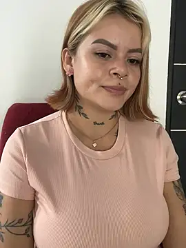 Živý XXX chat _CuteGirls_