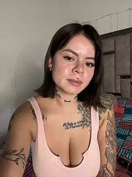 Sexy__Giirl Adlı Modelin Canlı XXX Sohbeti